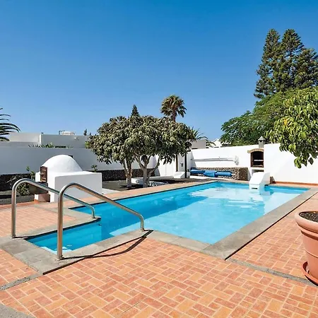 Willa Playa Blanca Sleeps 8 Air Con Wifi *